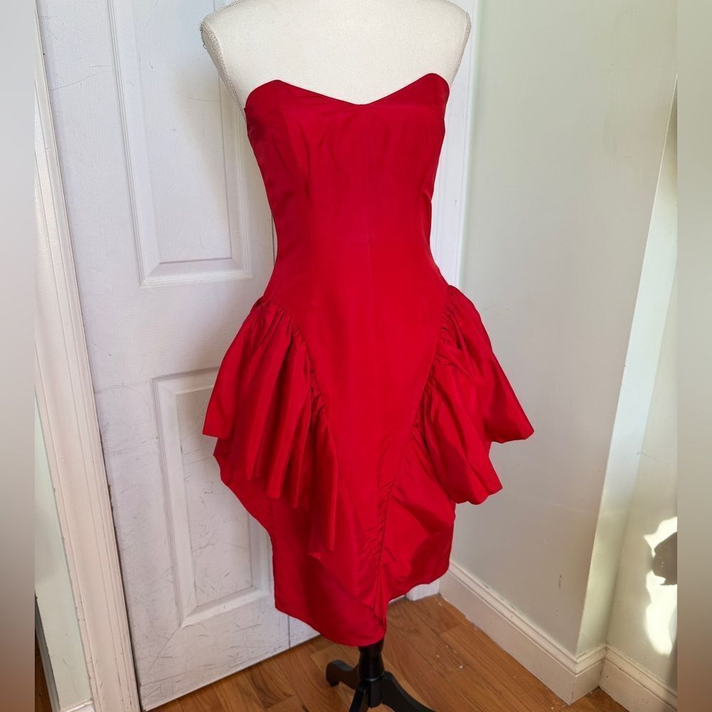 1980s Sculptural Couture Vibrant Red Tadashi Dress